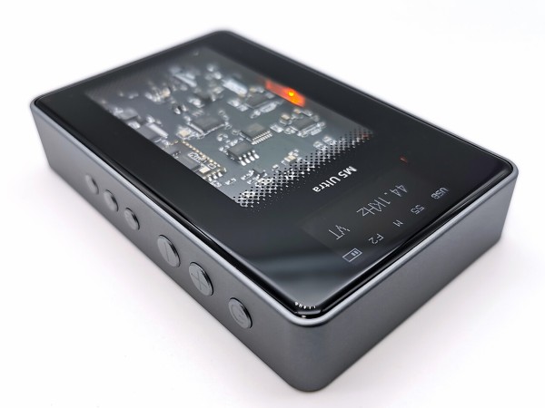 MUSE HiFi M5 Ultra」 2基の真空管を搭載したLDAC/aptX Adaptive対応