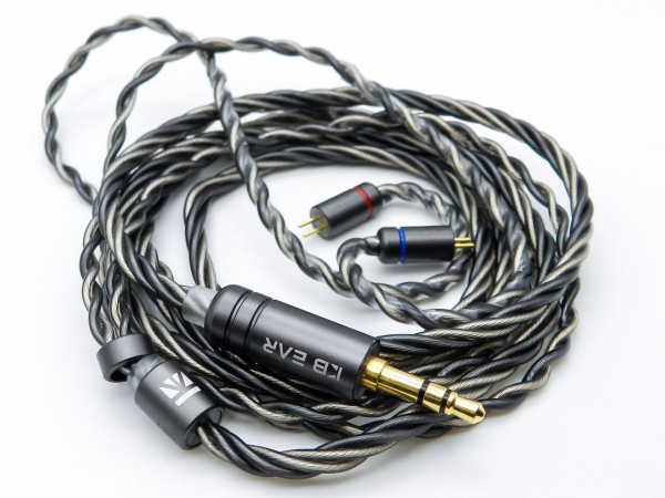 KBEAR Tourbillon Pro」 魅力的なギアデザインにPU+PEEK+ブルーDLC振動