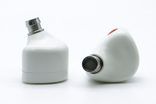 DUNU DK3001BD」 デザインを一新、4マイクロ平面+4BA+1DD構成でクール