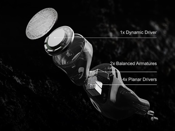 水月雨「Moondrop Meteor - 流星」 隕石を使った特徴的デザインに1DD+