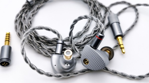 水月雨) Moondrop Aria 2」 次世代100ドル以下モデル。上位機種の