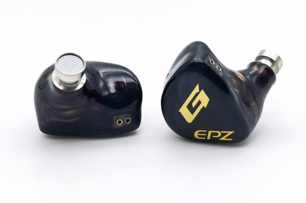 EPZ G10」 ゲーミング用途向け特化モデルながら、PC+LCP振動板採用など