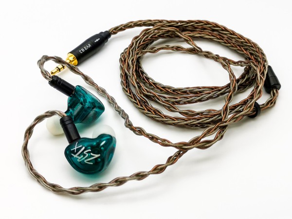 KBEAR 「KBX4905」 8芯 単結晶銅＆銀線ミックスケーブル。高音質