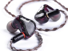 Yinyoo HX4」 Knowles製ユニットを使用した3BA+1DD構成。ハイブリッド