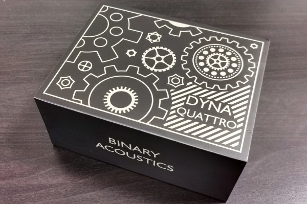 Binary Dynaquattro」 3種類のダイナミック＋パッシブラジエーターの4