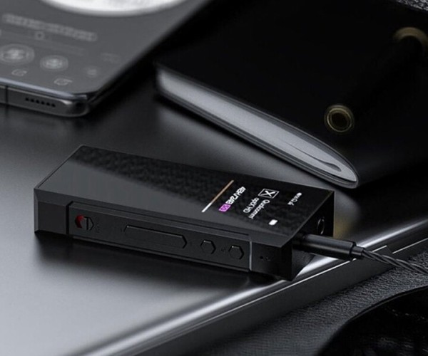 アンプ Fiio BTR7 DAC FiiO BTR7 Portable DAC and Headphone Amp | Headphones.com