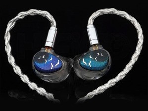 Kinera Celest PhoenixCall」 クリアシェルに独特な1DD+2BA+2FPD構成