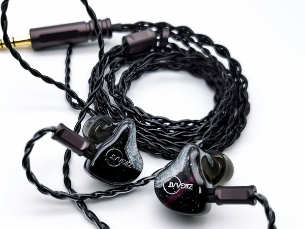 ZiiGaat Crescent 2DD＋2BA イヤホン アイソバリック構造 ZiiGaat Crescent 2DD＋2BA イヤホン アイソバリック構造