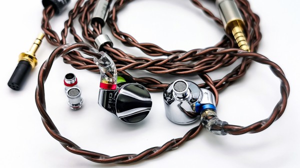 FiiO FD15」 大口径13.8mmドライバー搭載で質の高いニュートラル