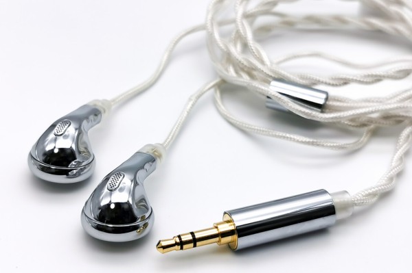 TRN Seahorse Pro イントラコンカ イヤホン　フラグシップ Amazon.co.jp: TRN Seahorse Pro イントラコンカ イヤホン 14.2