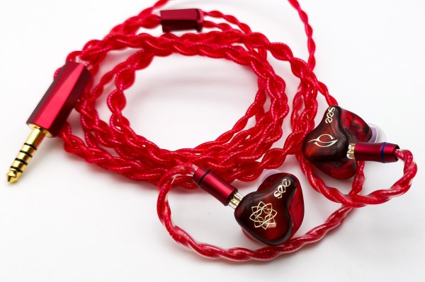 SeeAudio Bravery AE (Angel Ears) Exclusive Edition」 みたび登場