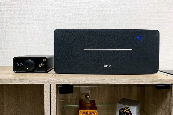EDIFIER D12」 ポータブルユーザーにも最適。ニュートラル