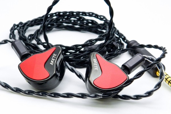 ZiiGaat x Fresh Reviews Arete II」 新開発DDとKnowles製BAの1DD+4BA