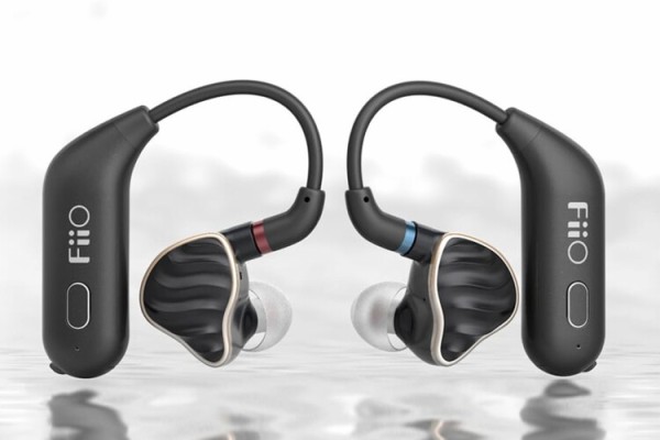 FiiO UTWS1」 様々なイヤホンをaptX対応の完全ワイヤレス（TWS