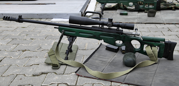ロシアのイジェマッシュ社がsvdの精度向上が困難であるとして 1998年に開発したボルトアクション式の狙撃銃 Sv 98とは Gun Geek