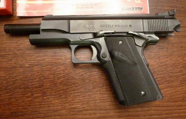 19年にアメリカのlar社が1911をベースに開発したマグナムオート グリズリー ウィンマグとは Gun Geek 19年にアメリカのlar社が1911をベースに開発したマグナムオート グリズリー ウィンマグとは Gun Geek