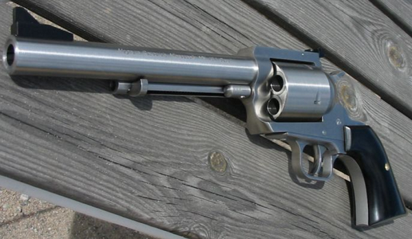 ライフル弾を使用するsa式のリボルバー マグナムリサーチ Bfrとは Gun Geek