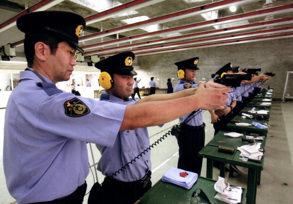 日本の警察官用拳銃 ニューナンブm60とは Gun Geek