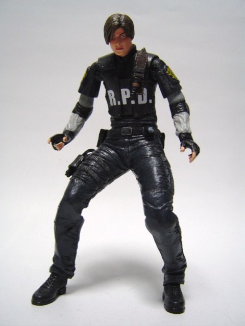 NECA バイオハザード4 レオンSケネディ R.P.D. ver : HERO STYLE