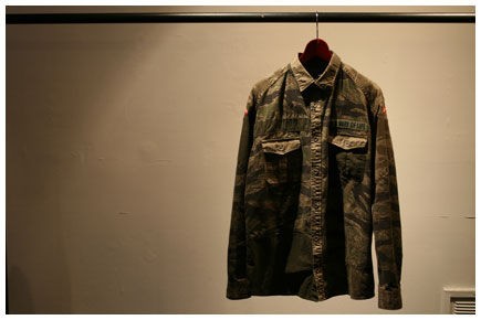 GB/SKINS 2O11 SS 。』 : 2008 S/S BLACKBOOTS GB/SKINS 2O11 SS 。』 : 2008 S/S BLACKBOOTS