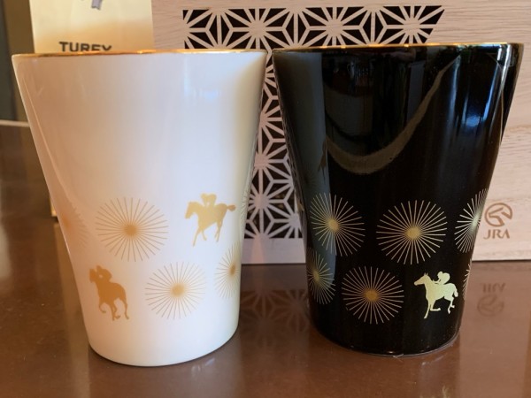 JRAオリジナル　和柄馬文様タンブラーペア 新品、未使用】 JRA 和柄馬文様タンブラーペア 非売品 - メルカリ