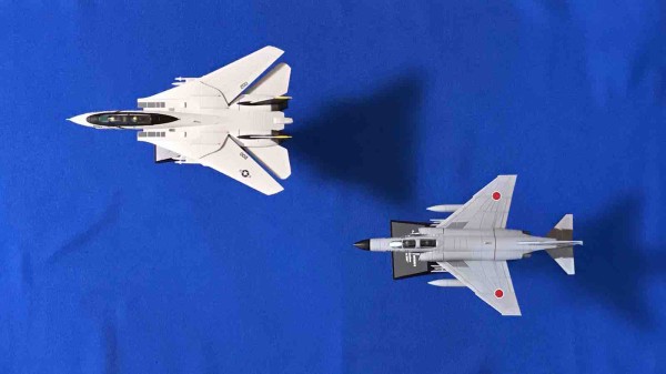 レビュー】滑らかな曲線と直線が美しい F-14A トムキャット