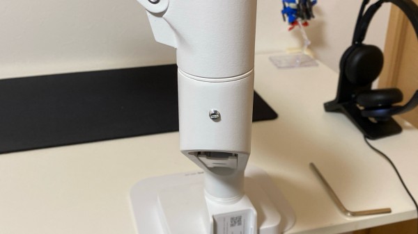 PRレビュー】 大きいモニターでも安定して支えられる： BenQ BSH02