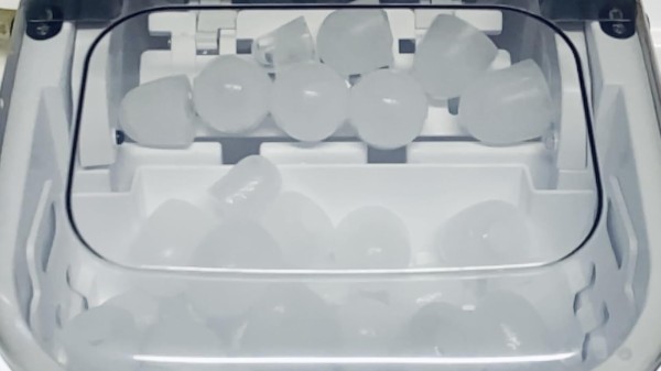 PRレビュー】最短6分で氷ができるポータブル製氷機：EUHOMY 製氷機 HZB