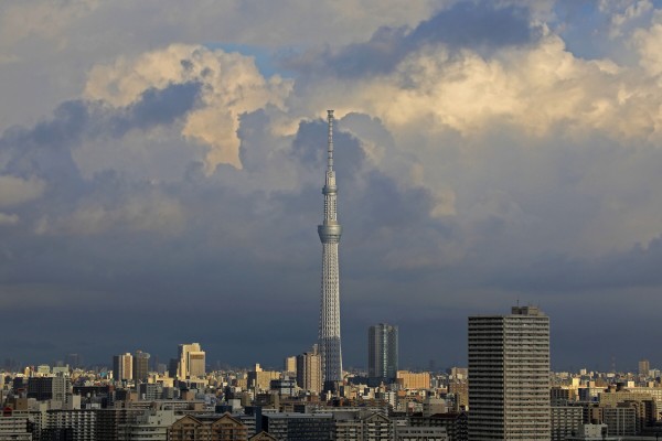 大きな雲と東京スカイツリー 年8月28日 東京スカイツリー定点観測所