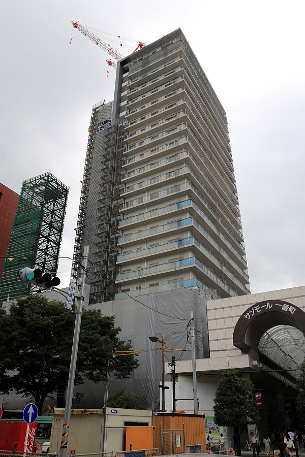 仙台のタワーマンションの建設状況(2013年9月22日) : 超高層マンション