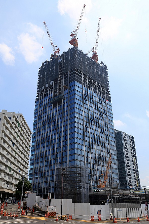 地域限定送料無料　超美品3点ダイニングセット　高級マンション展示品　未使用 軒先渡し】東馬 UPTOWN FURNITURE UP セラ 伸長式 ダイニング