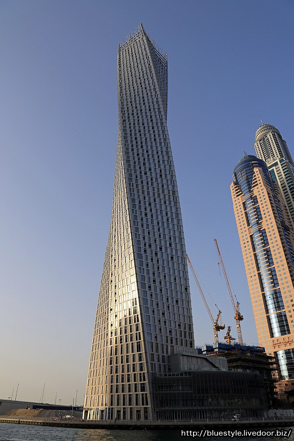 ドバイ〈超〉超高層都市 h03-march-murabaveil-hero-
