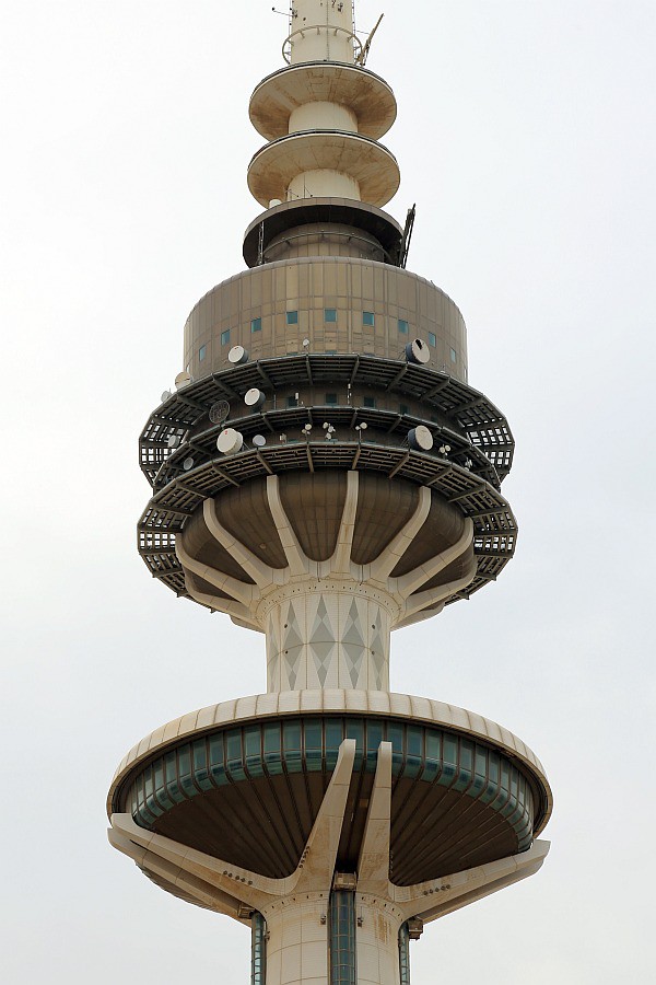 極上塔　高さ約33㎝/168g 東Y7-0822① 上海タワー、中国で最も高い超高層ビル 2025