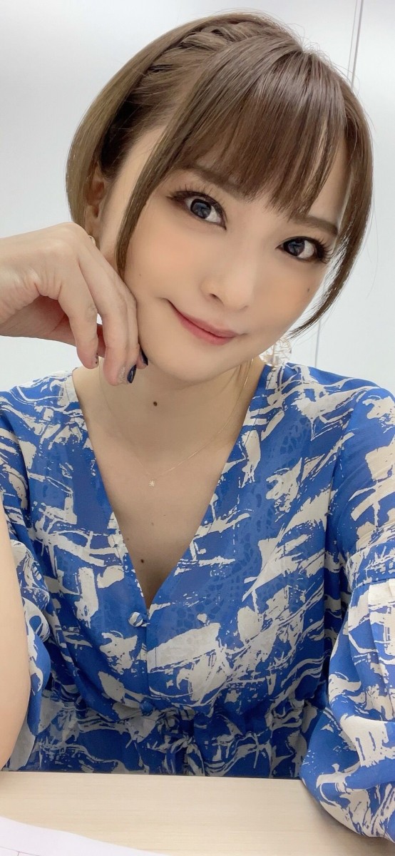 朗報 声優の井澤詩織さん 水着へ ってなんじぇですかー