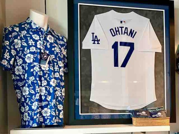 7/1レア限定品スタジアム配布品　ドジャース アロハシャツ 大谷 7/1レア限定品スタジアム配布品 ドジャース アロハシャツ 大谷