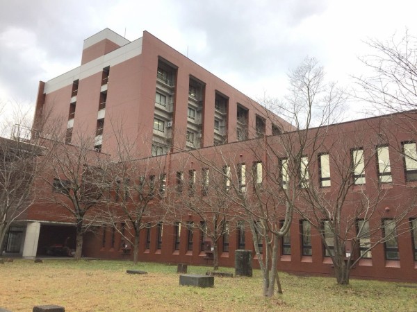 まちが大学ってステキやん 金沢大学 卒業しても愛校家 大学情報サイト 盆栽