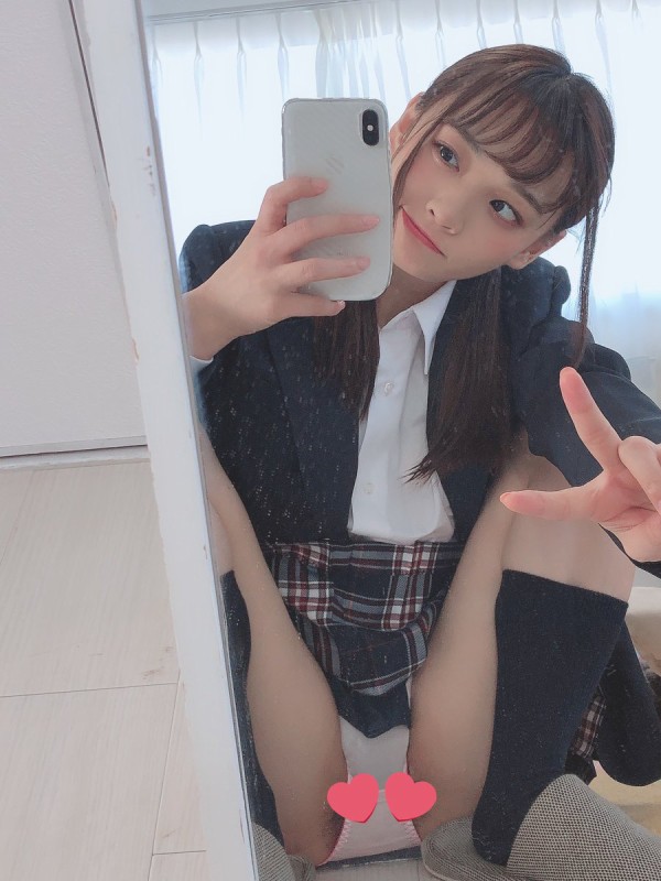 女子高生 陰毛　自撮り 