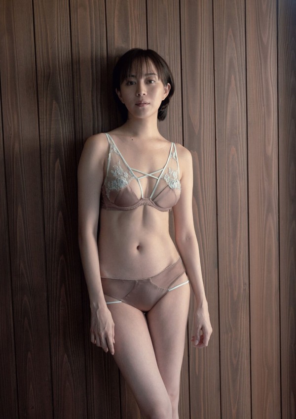 比嘉愛未エロ 比嘉愛未 : さいはて妄想館