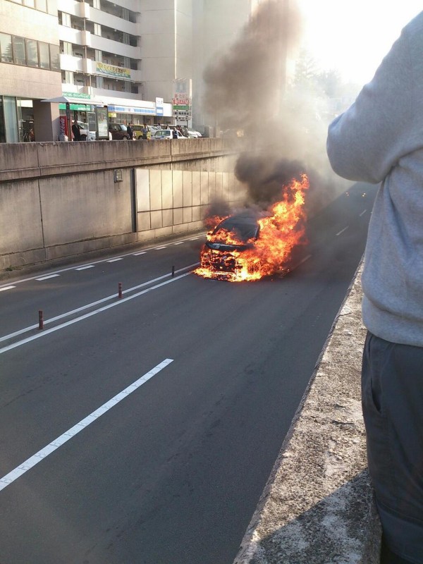 仙台のトンネルで自動車が炎上爆発 画像あり Vipまとめ速報 2chまとめブログ