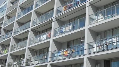 透明ガラスのバルコニー手摺 Buchiのマンションご意見番のブログ