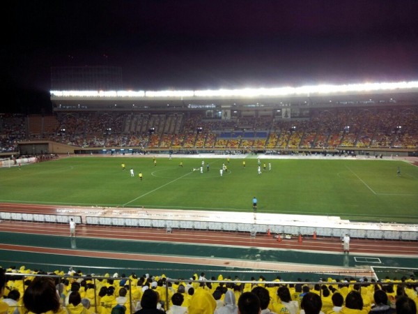 雨のサッカー観戦 子連れ狼が斬る 人事担当ワーキングマザーの日記