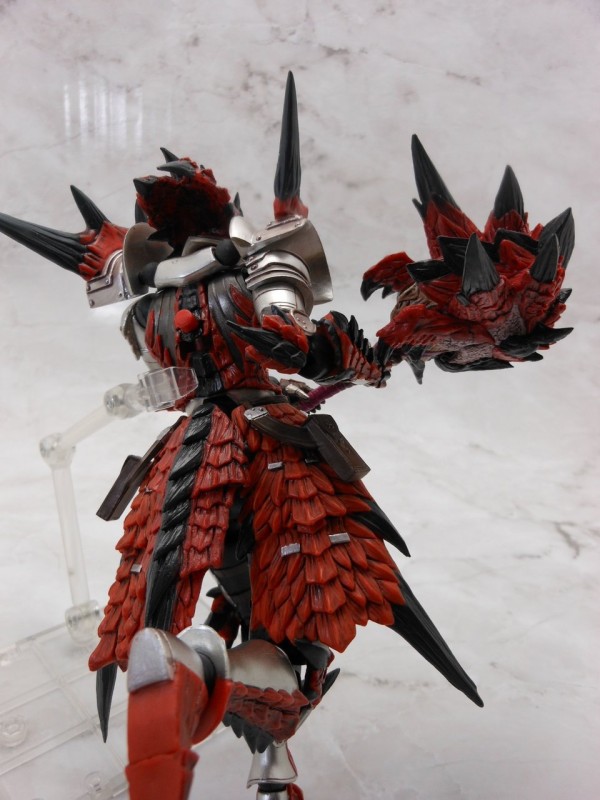 MH4 レウスシリーズ装備ハンター」レビュー : 喪系なかれら