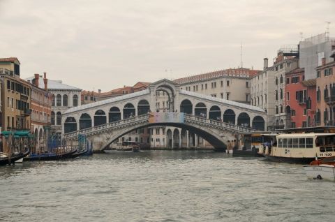 イタリア・スイス旅行記 第8回 ヴェネツィア散策 水上バスで朝の大運河