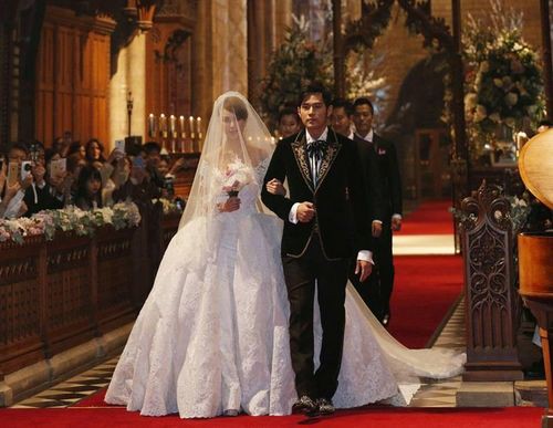 ジェイチョウの豪華結婚式 C Pop 大好き