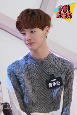 K-POP・アジア UNIQ / Falling In Love Falling in Love ‑ 曲・歌詞：UNIQ | Spotify