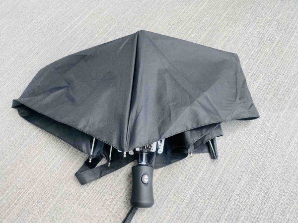 折り畳み傘の自動開閉を知らないとビックリします こころゆっくりな暮らし