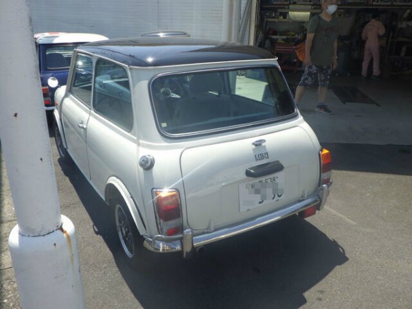 Hrt様 さぁこれから自分のminiにしていきます まずは乗り心地改善は最優先かな スタッフブログ ローバーミニ専門店キャメルオート