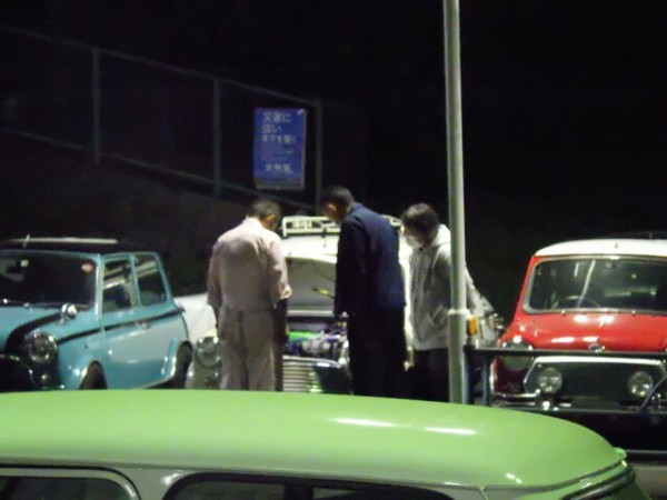 Nsn様 一番普通の車としてminiをチョイス 安心オートマのポールスミスにお祭りてんこ盛りで仕上げます スタッフブログ ローバーミニ専門店キャメルオート