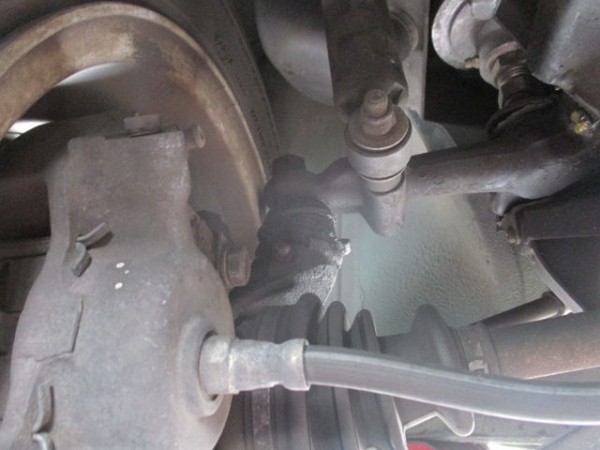 Ksn様 異音点検で御来店です スタッフブログ ローバーミニ専門店キャメルオート