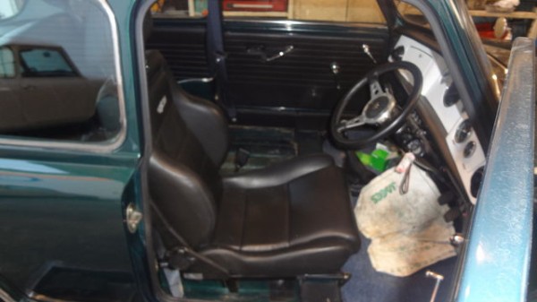 99X ローバーミニ　4MT ツインキャブ　部品取り車　内装綺麗 ローバー ミニ ツインキャブ」の中古車を探す【カーセンサー】